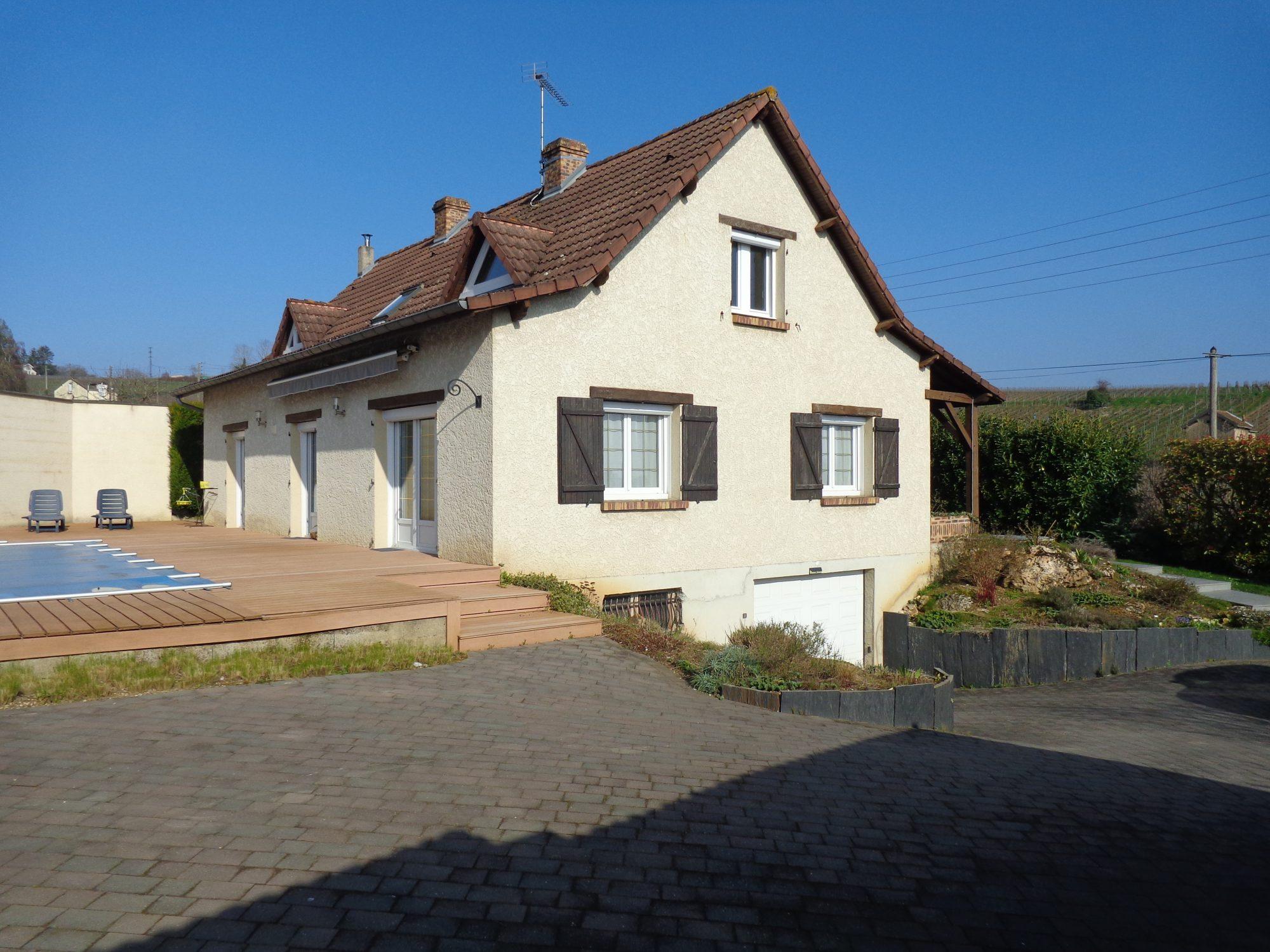 Immobilier vente à EPERNAY Maison - Type 9
