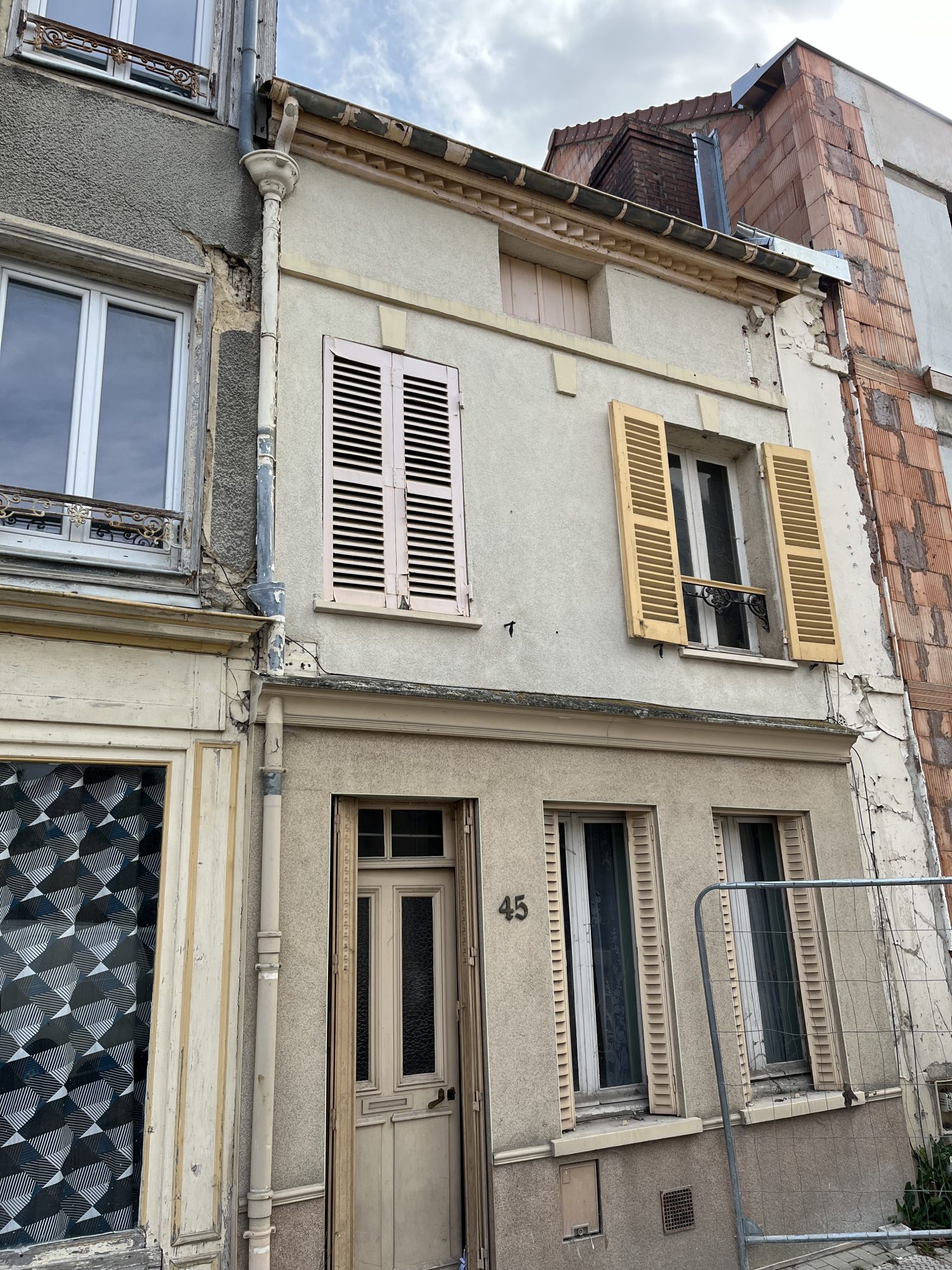 Immobilier vente à AVIZE Maison - Type 4