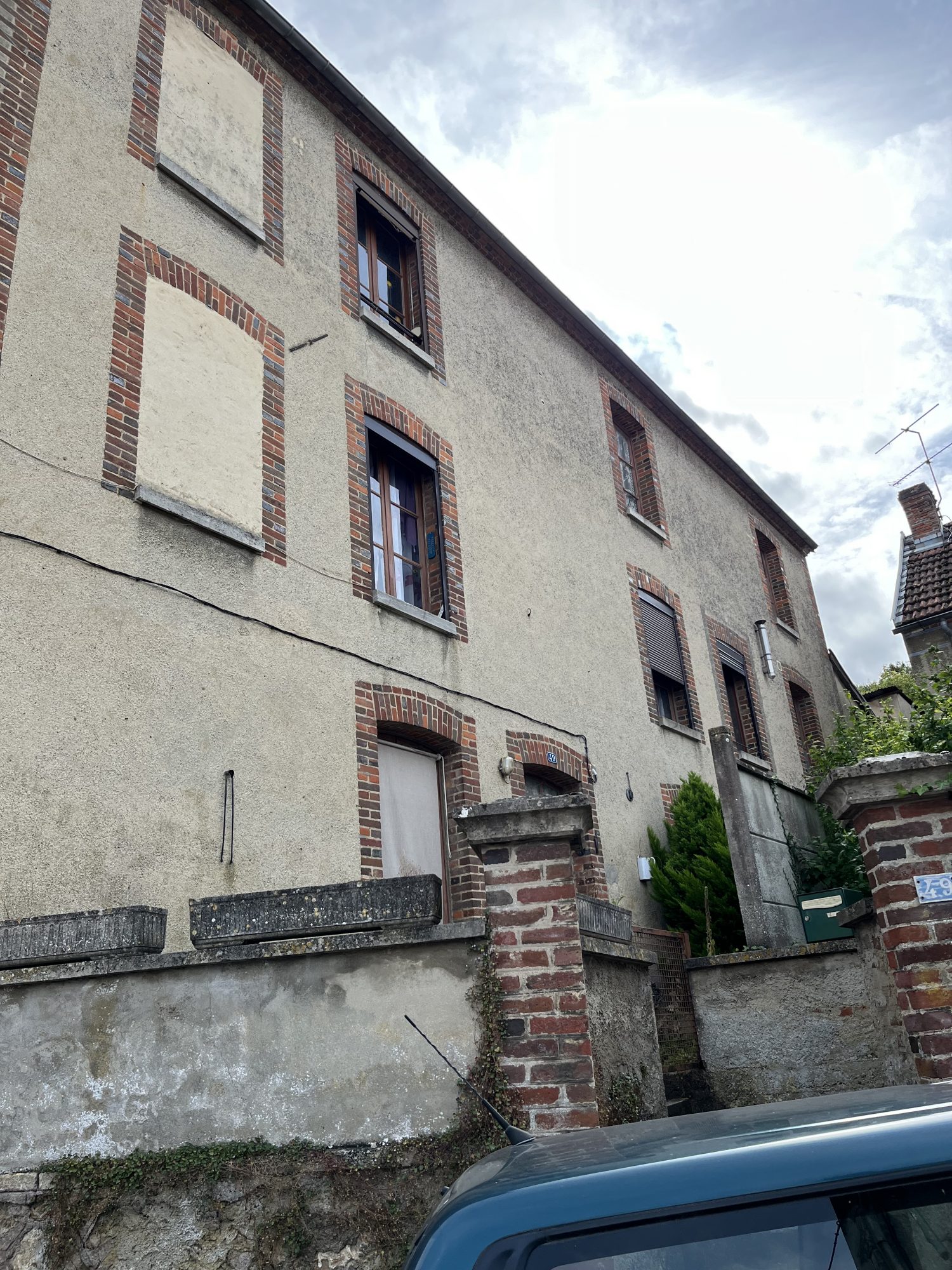 Immobilier vente à AVIZE Maison - Type 5